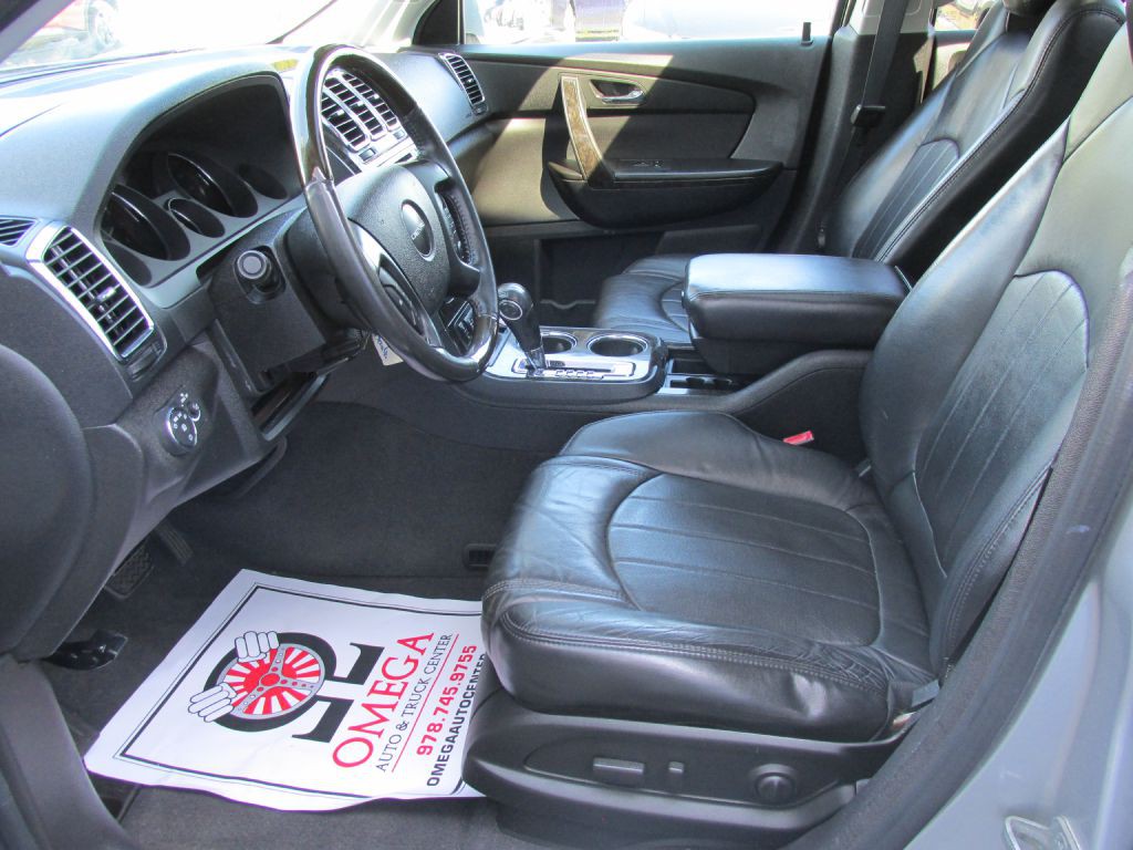 2012 GMC Acadia Image 9