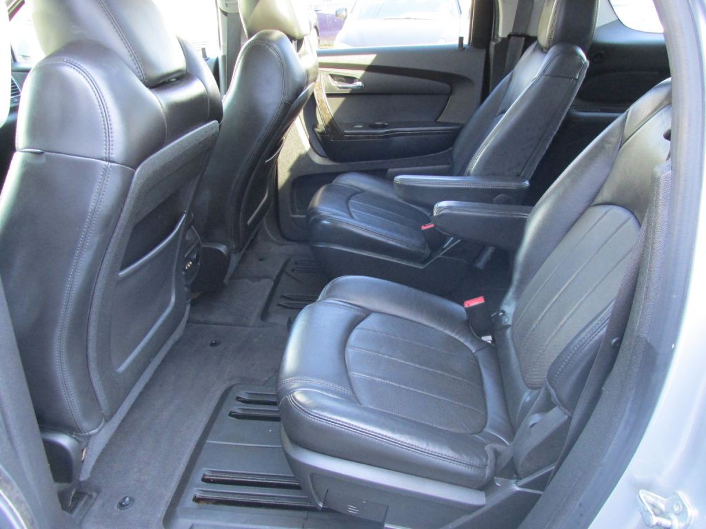 2012 GMC Acadia Image 10