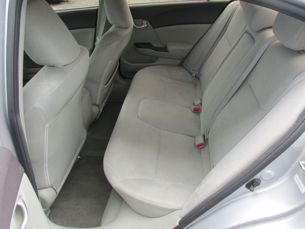 2012 Honda Civic Image 10