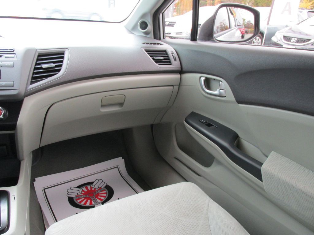 2012 Honda Civic Image 13