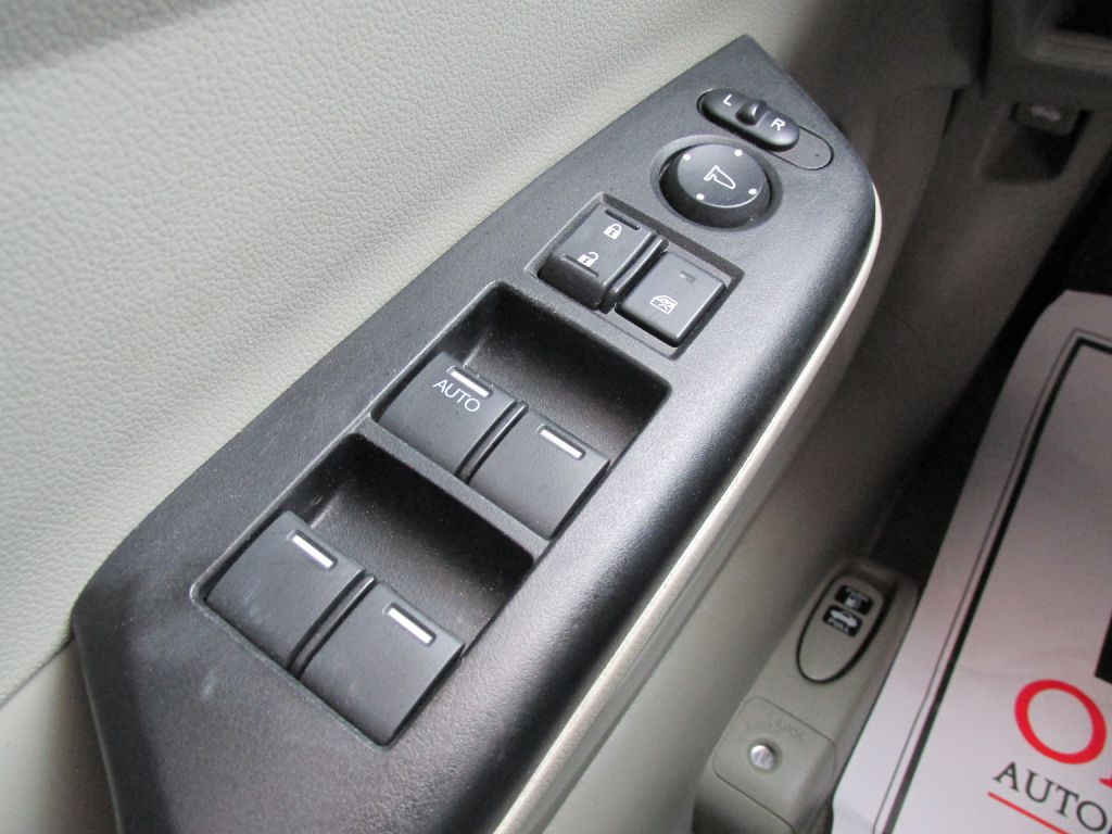 2012 Honda Civic Image 15