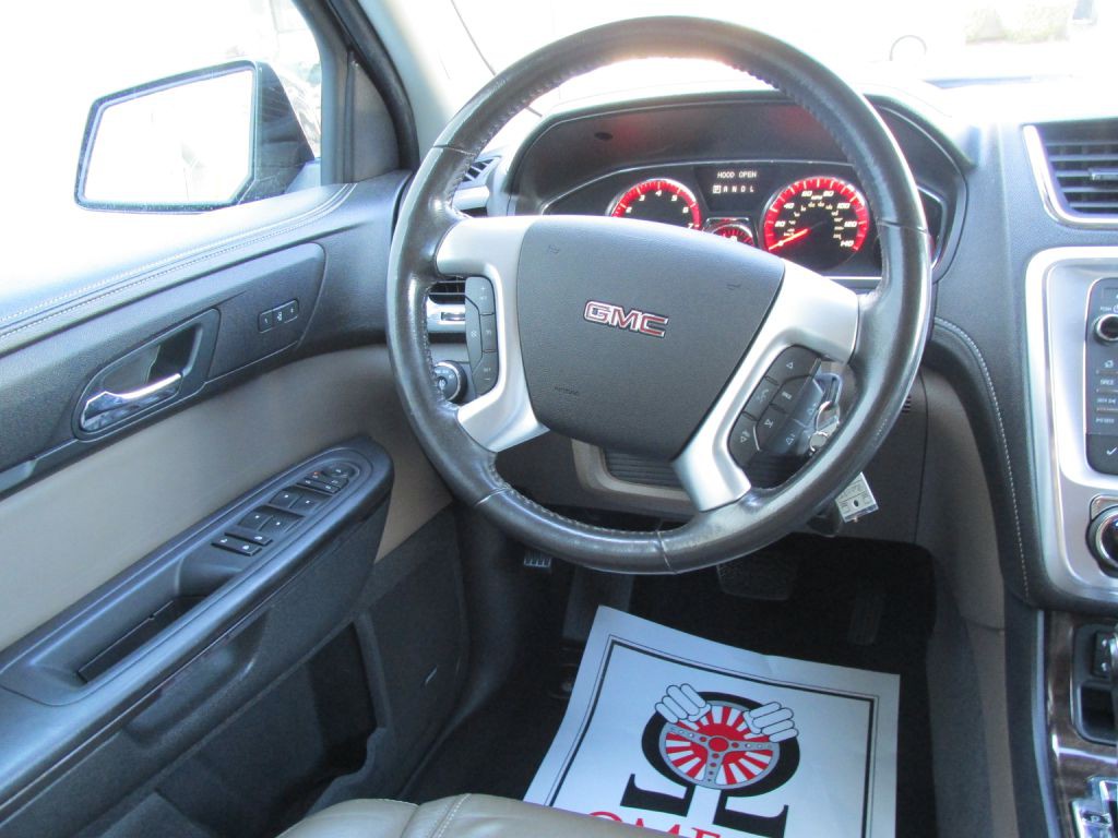 2016 GMC Acadia Image 12