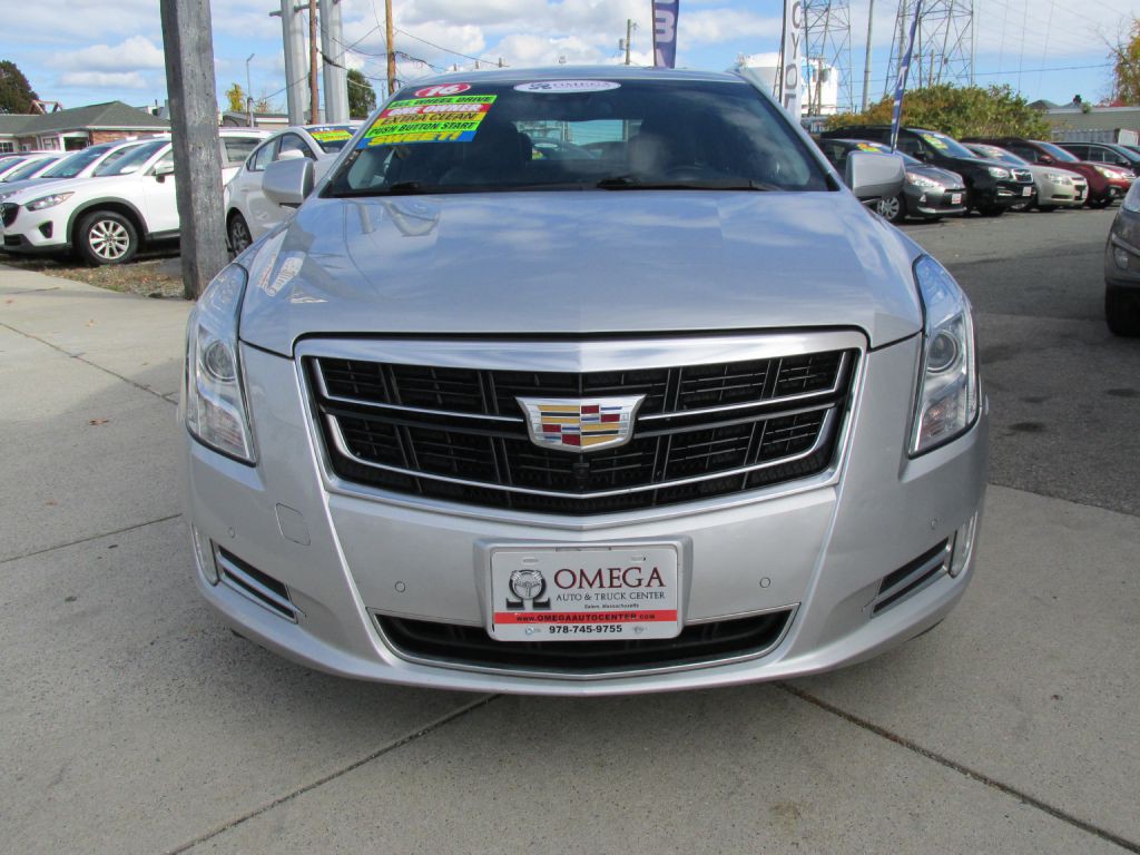 2016 Cadillac XTS Image 2