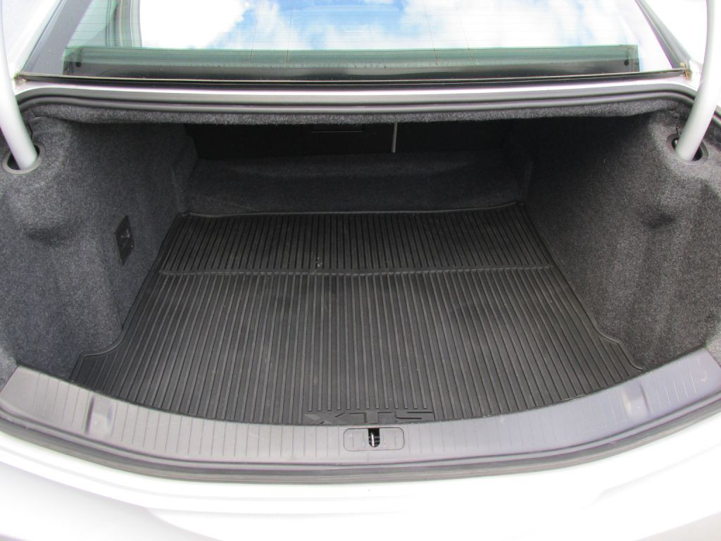 2016 Cadillac XTS Image 8