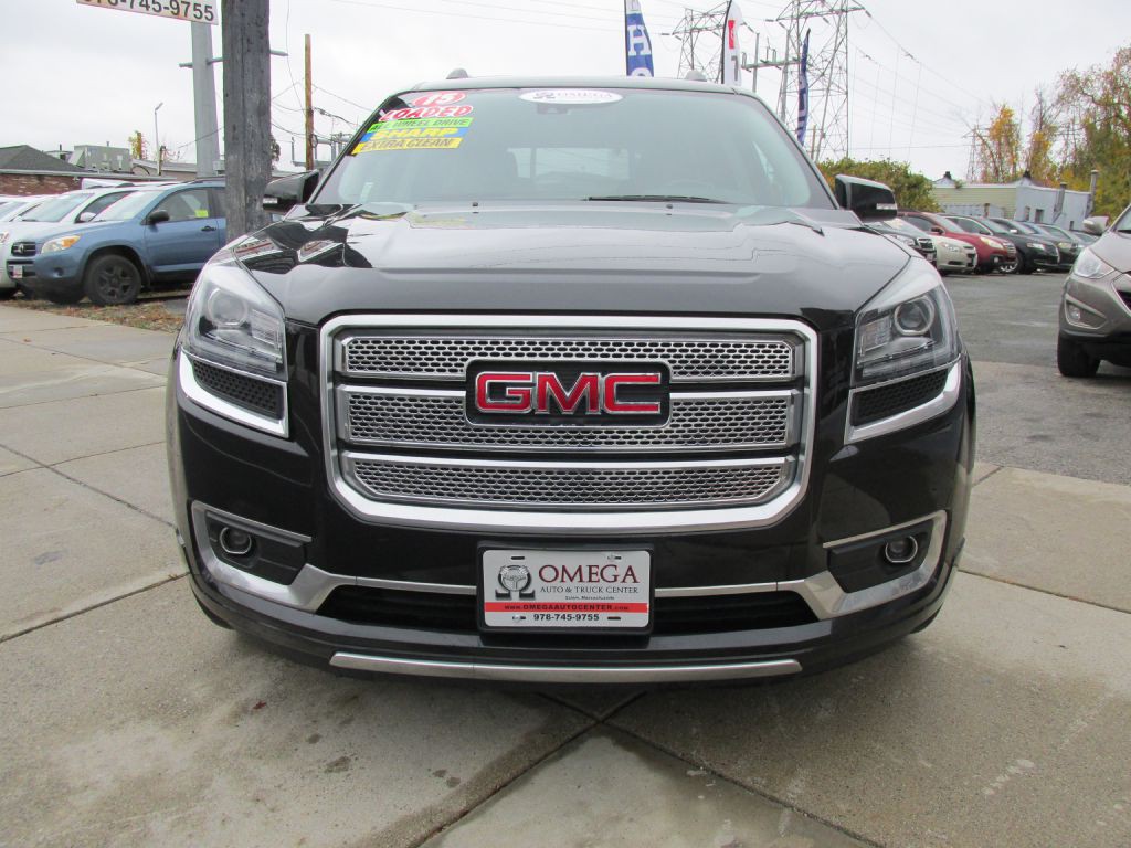 2015 GMC Acadia Image 2