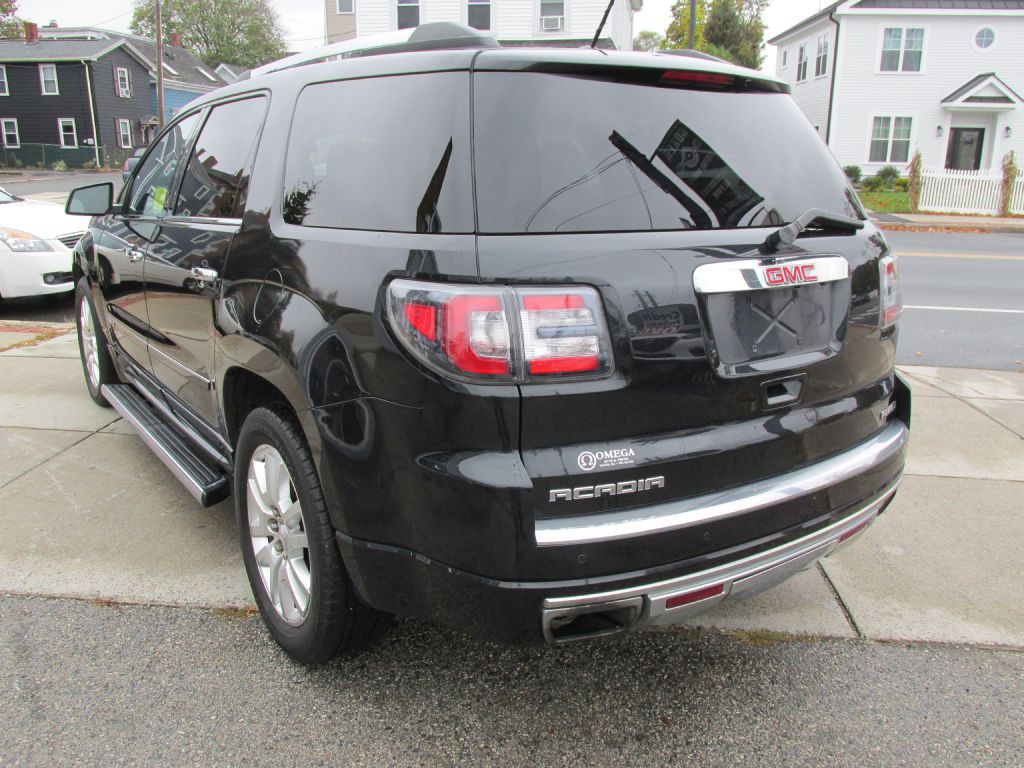 2015 GMC Acadia Image 4