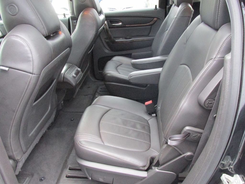 2015 GMC Acadia Image 11