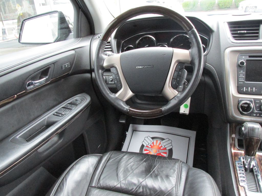 2015 GMC Acadia Image 13