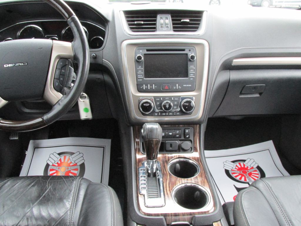 2015 GMC Acadia Image 14