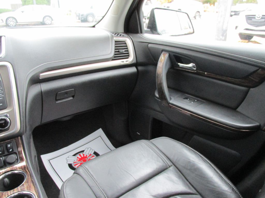 2015 GMC Acadia Image 15