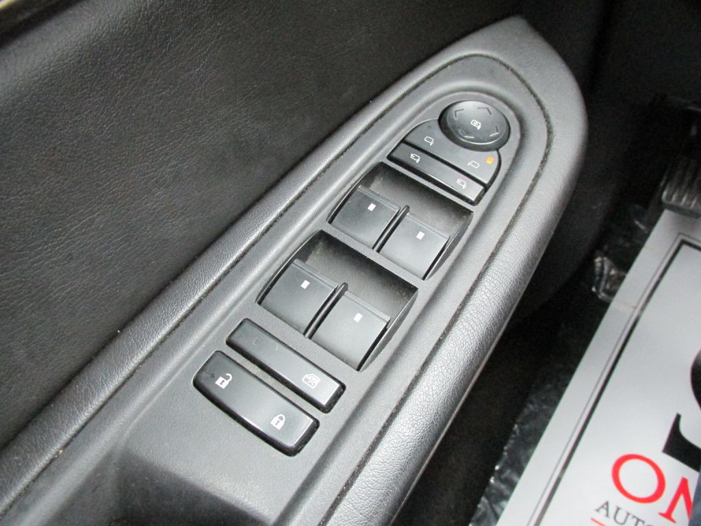 2015 GMC Acadia Image 16