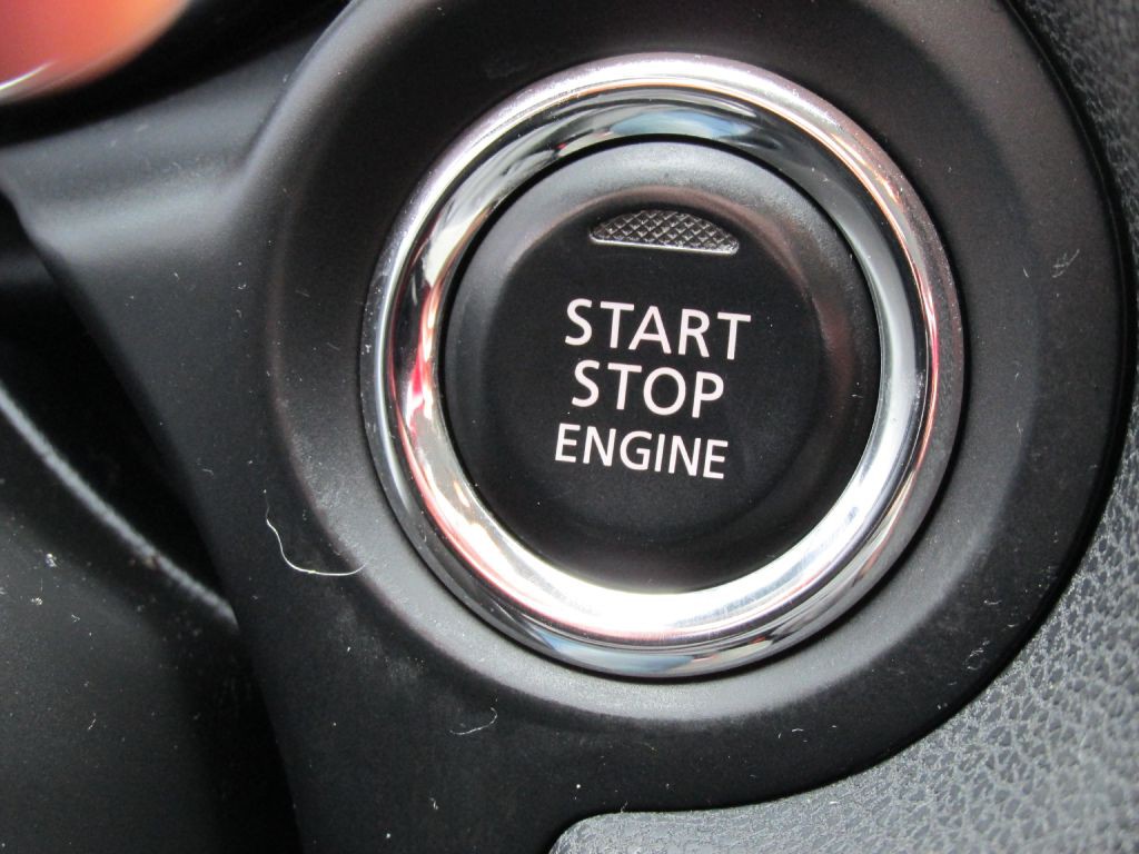 2016 Mitsubishi Outlander Image 16