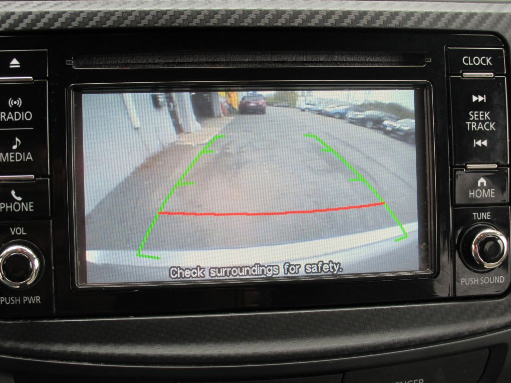 2016 Mitsubishi Outlander Image 18