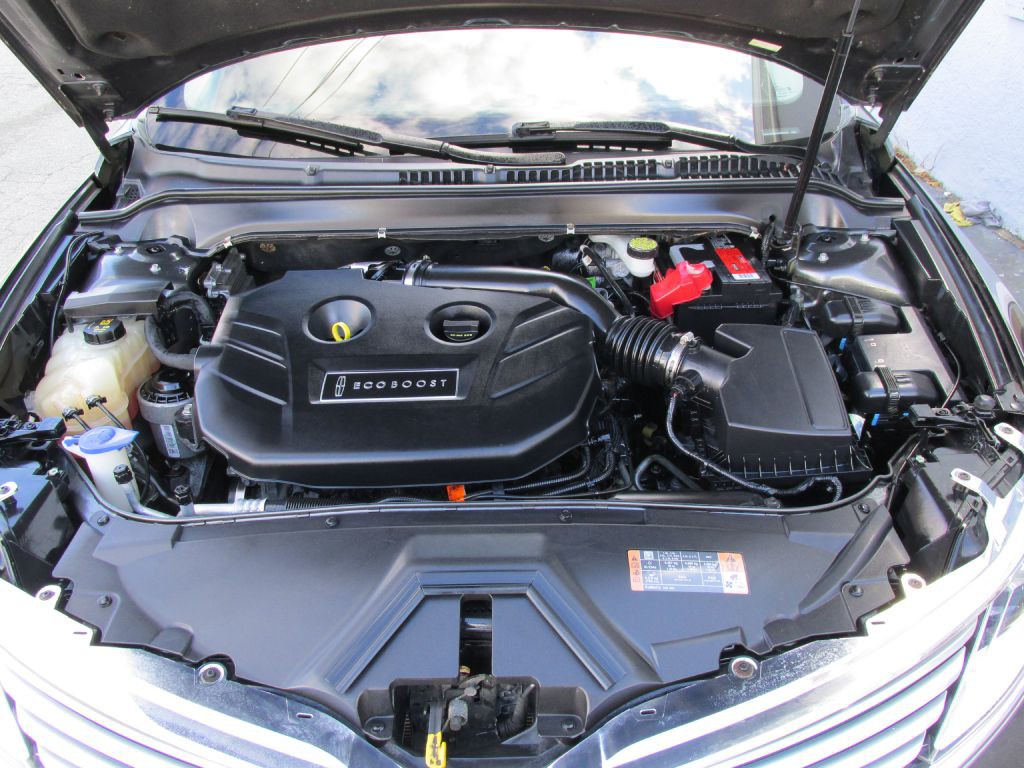 2016 Lincoln MKZ Image 7