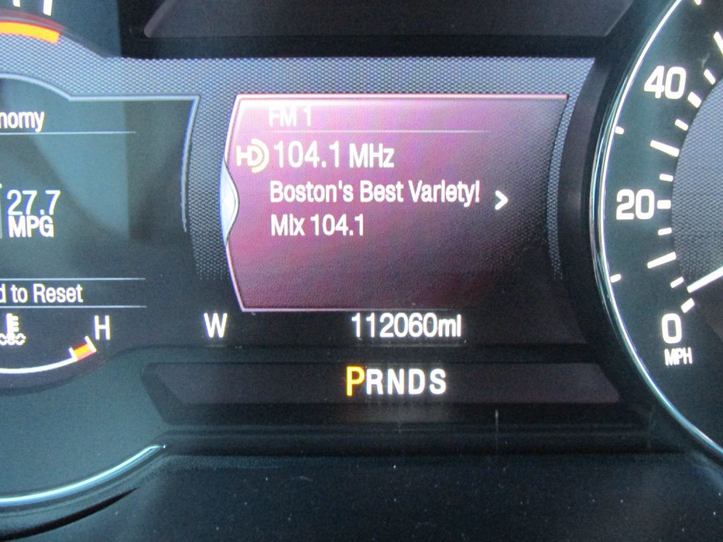 2016 Lincoln MKZ Image 20