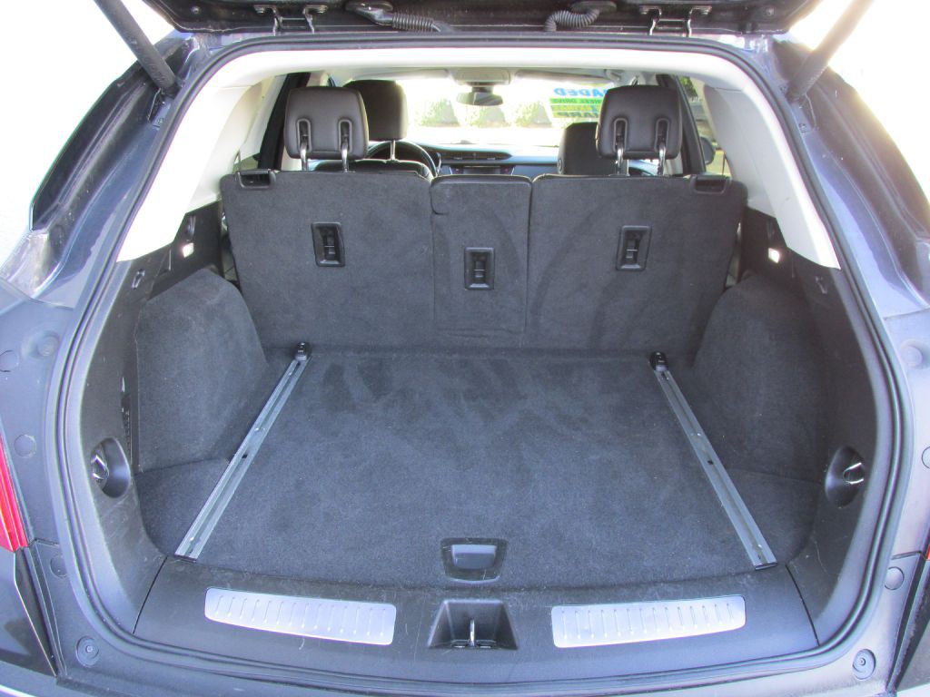 2017 Cadillac XT5 Image 8