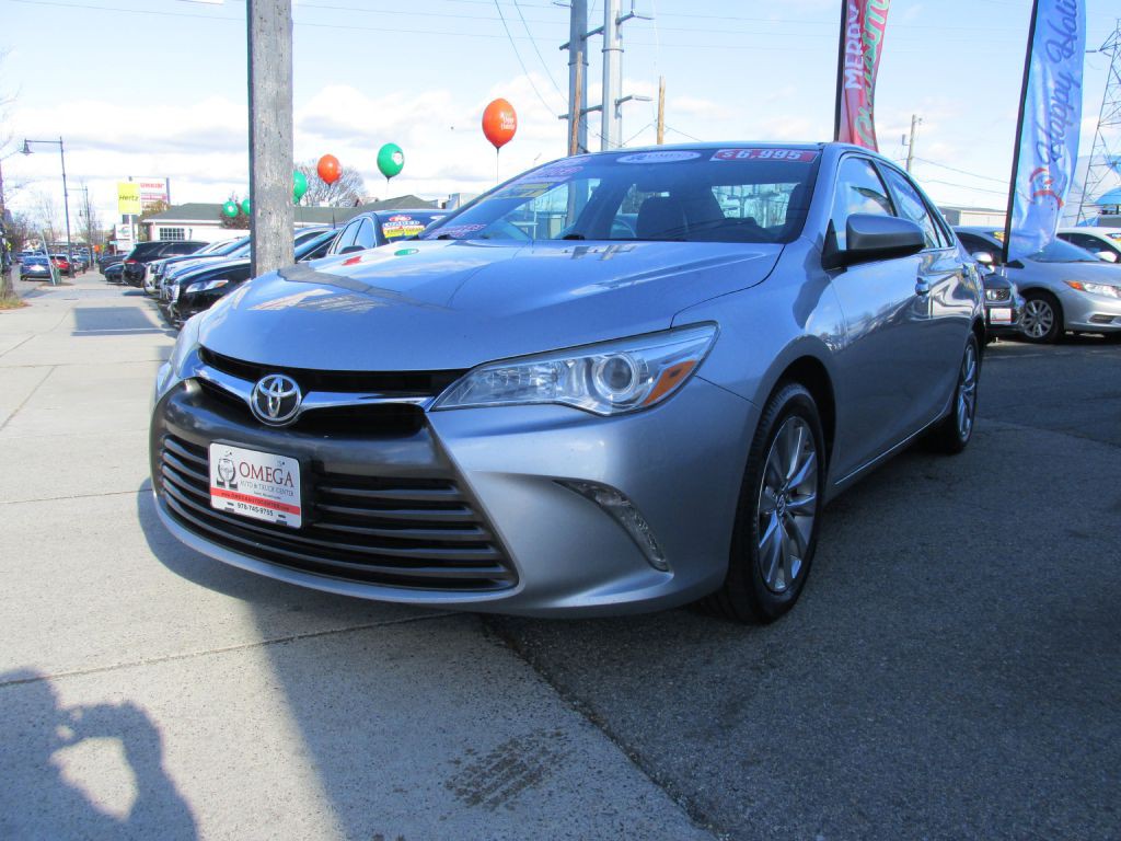 2015 Toyota Camry Image 3