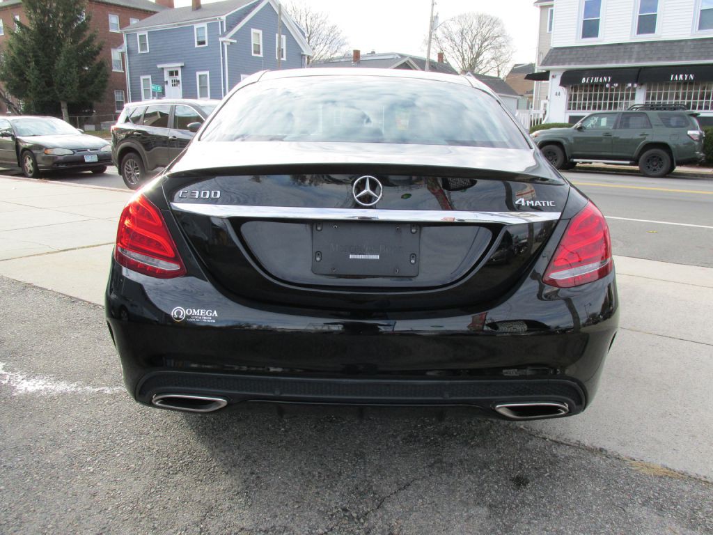 2016 Mercedes-Benz C-Class Image 5