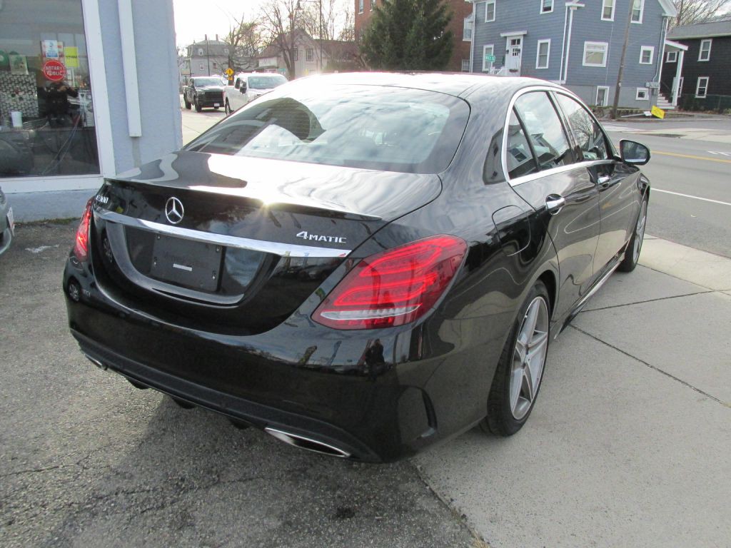 2016 Mercedes-Benz C-Class Image 6