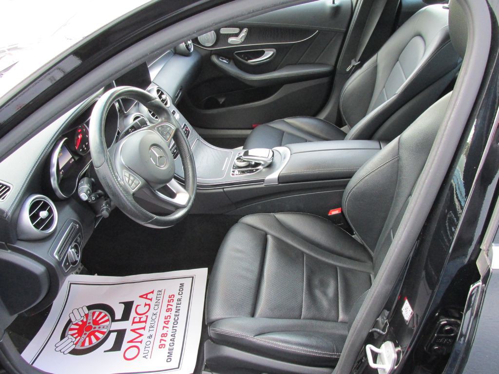 2016 Mercedes-Benz C-Class Image 10