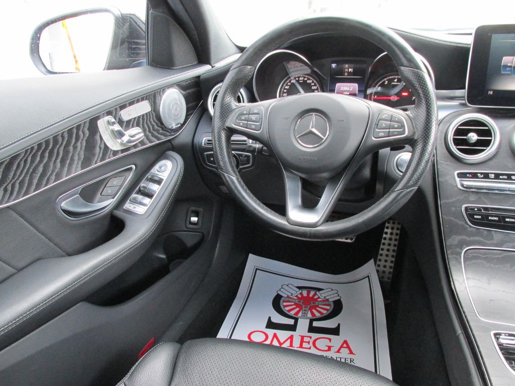 2016 Mercedes-Benz C-Class Image 12