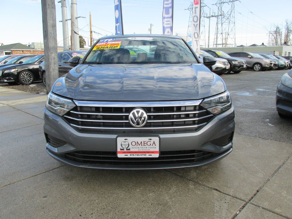 2019 Volkswagen Jetta Image 2