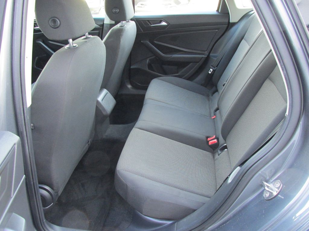 2019 Volkswagen Jetta Image 11