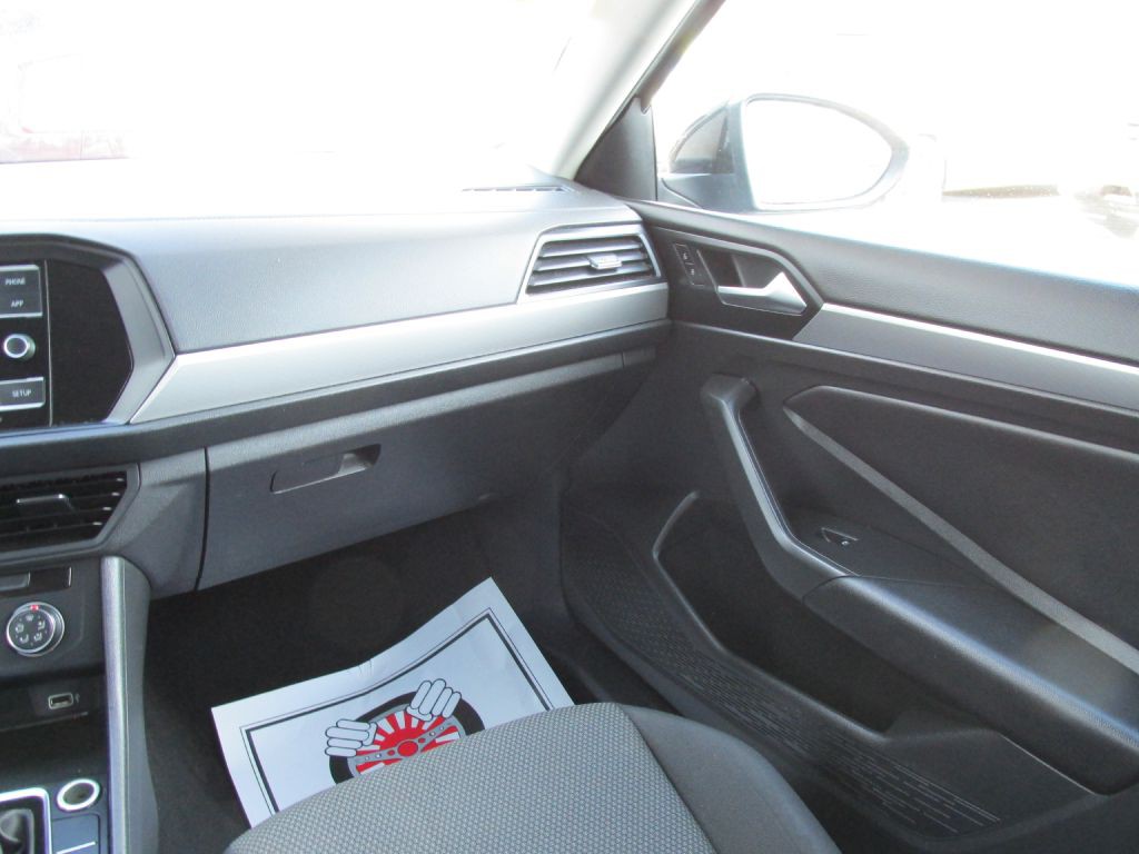 2019 Volkswagen Jetta Image 14