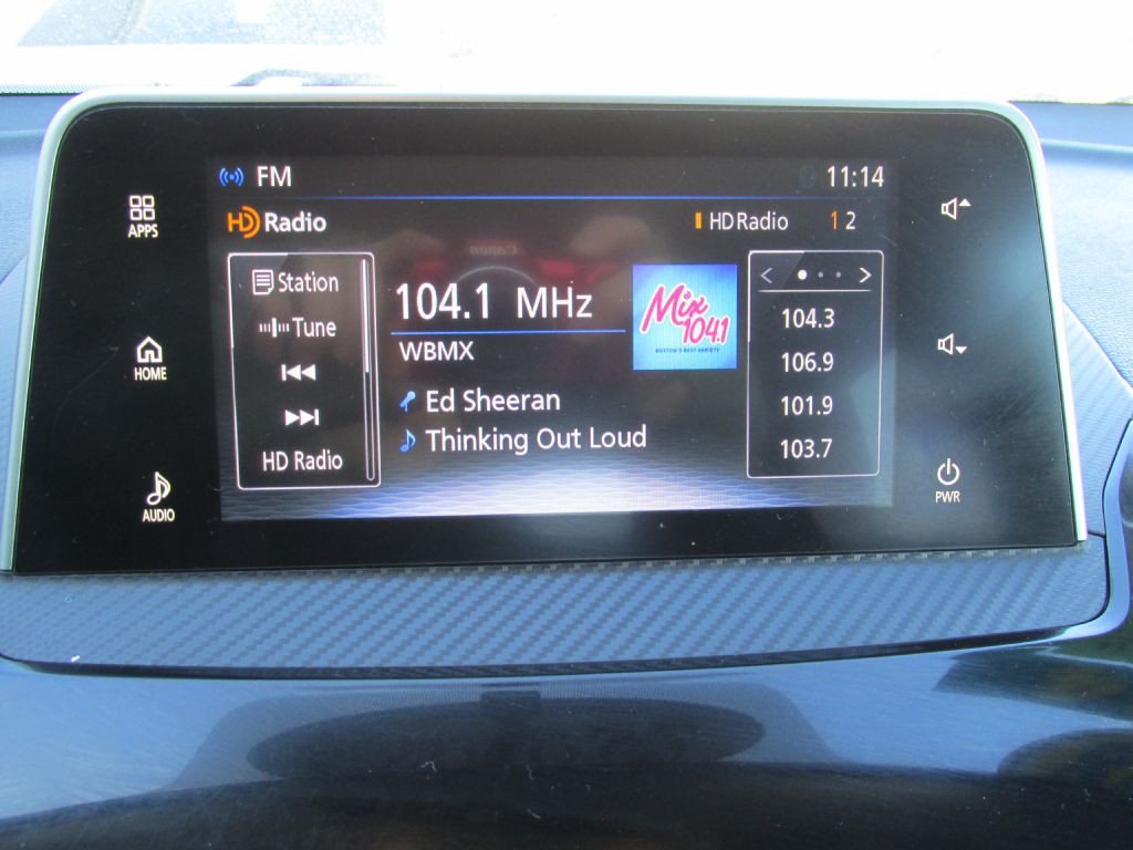 2018 Mitsubishi Eclipse Image 15