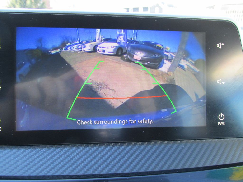 2018 Mitsubishi Eclipse Image 17