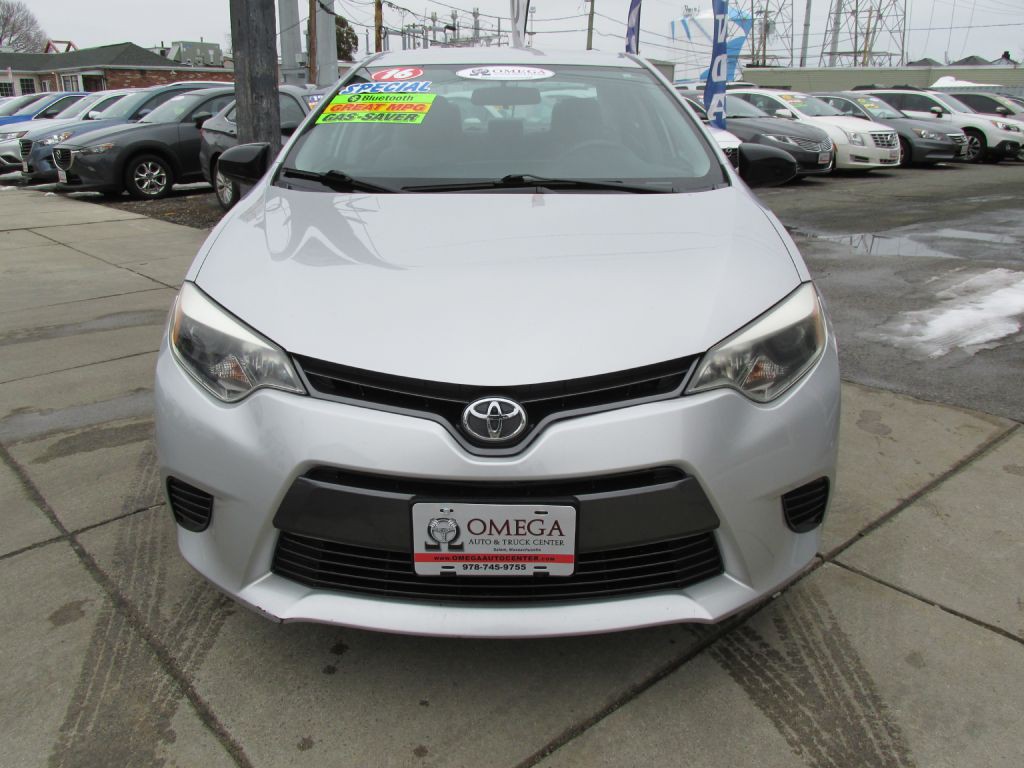 2016 Toyota Corolla Image 2