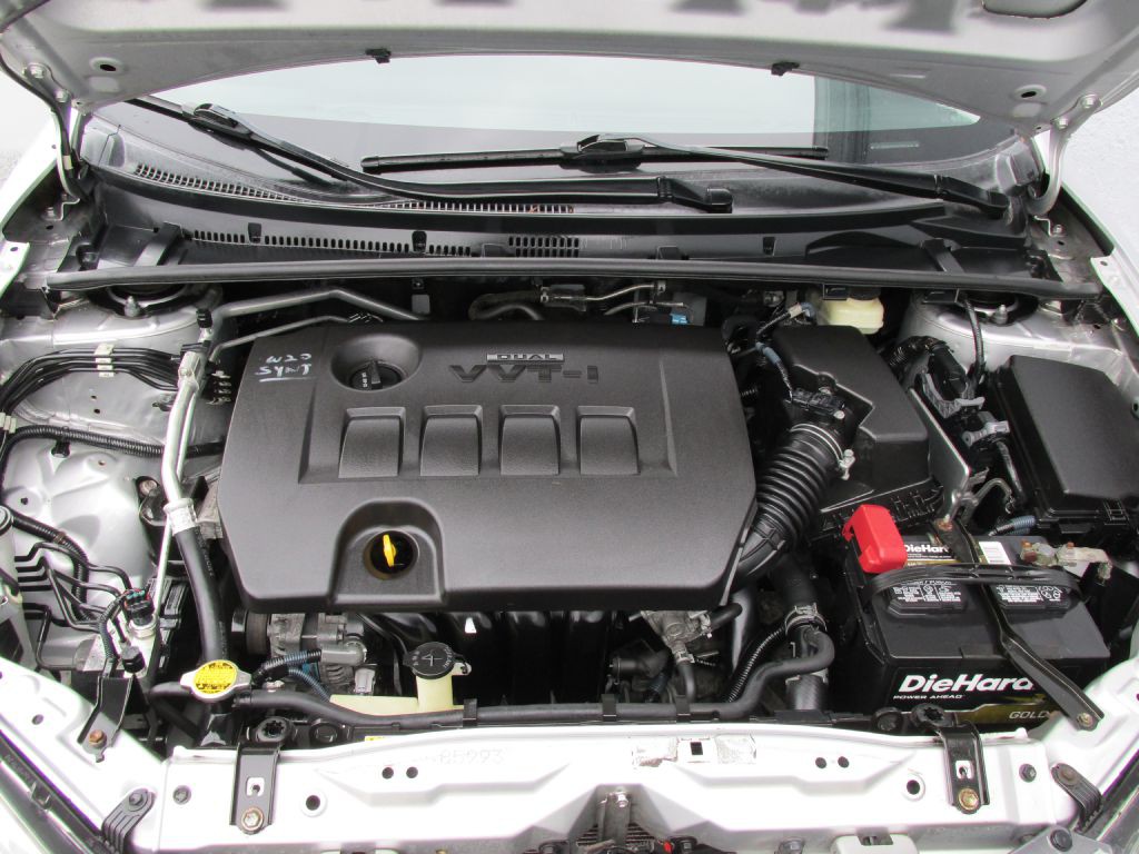 2016 Toyota Corolla Image 7