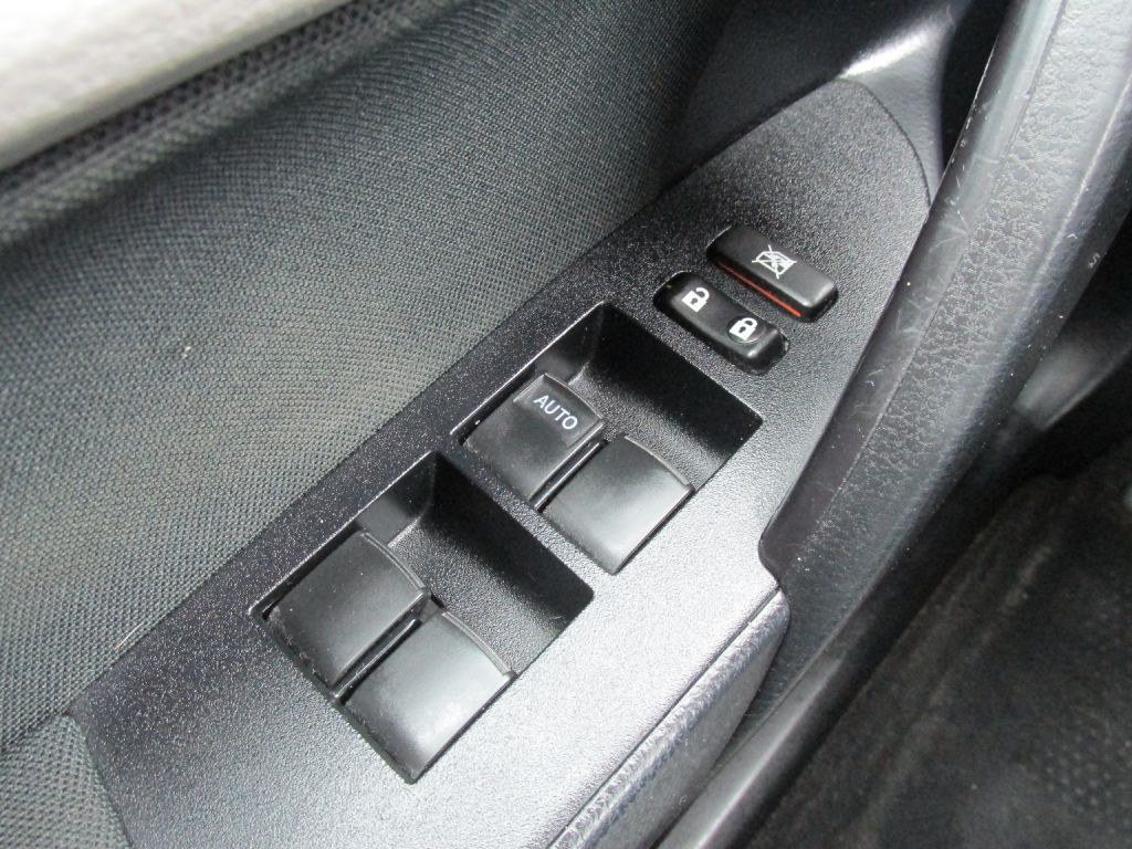 2016 Toyota Corolla Image 14