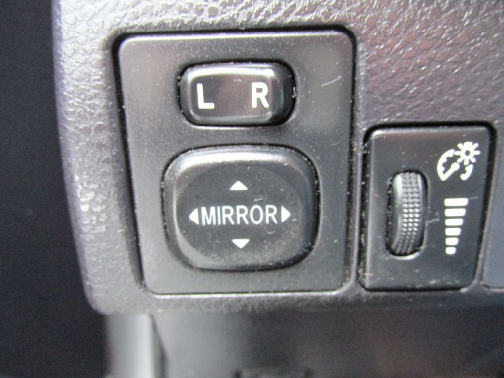 2016 Toyota Corolla Image 15