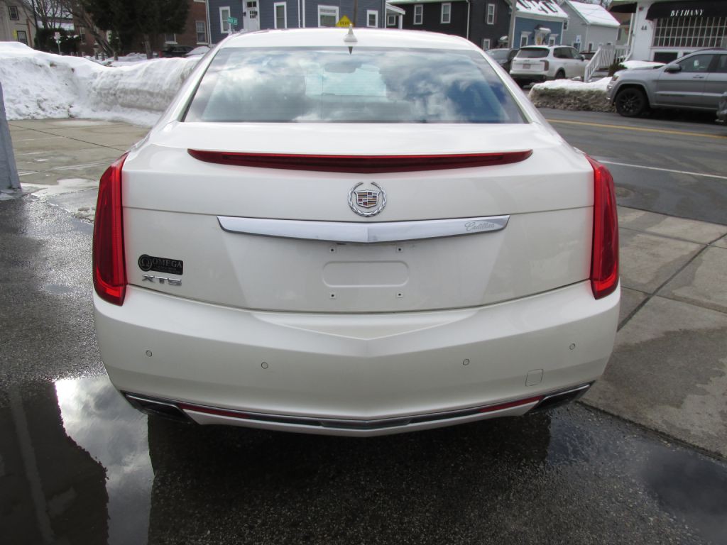 2013 Cadillac XTS Image 5