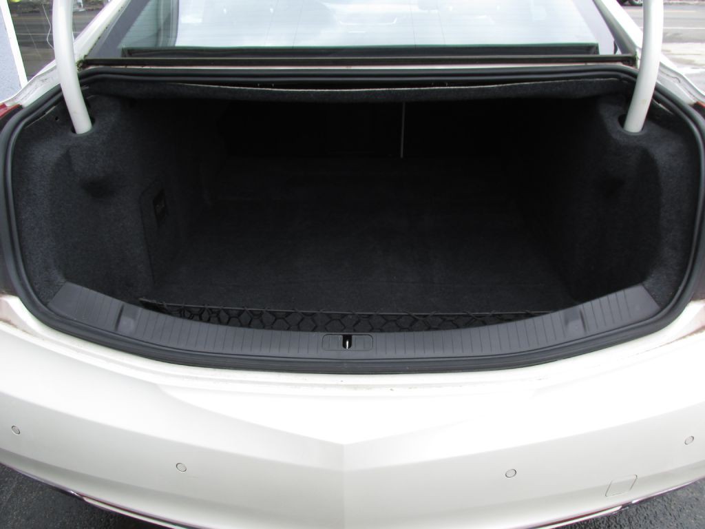 2013 Cadillac XTS Image 8