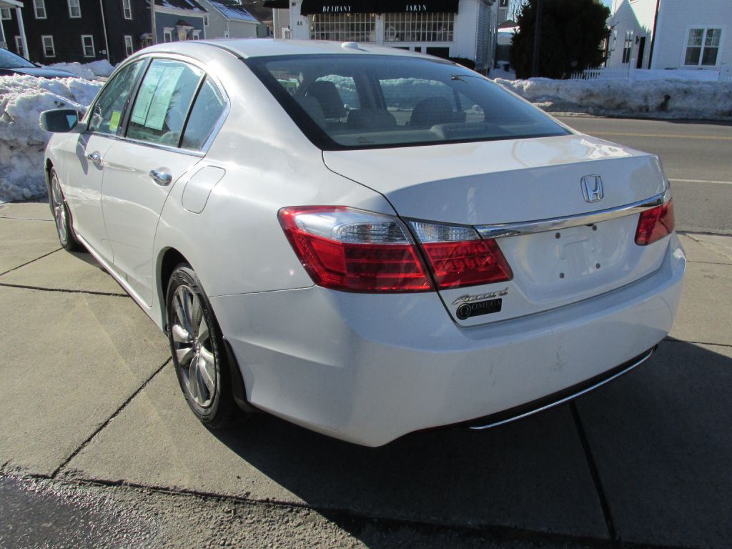 2013 Honda Accord Image 4