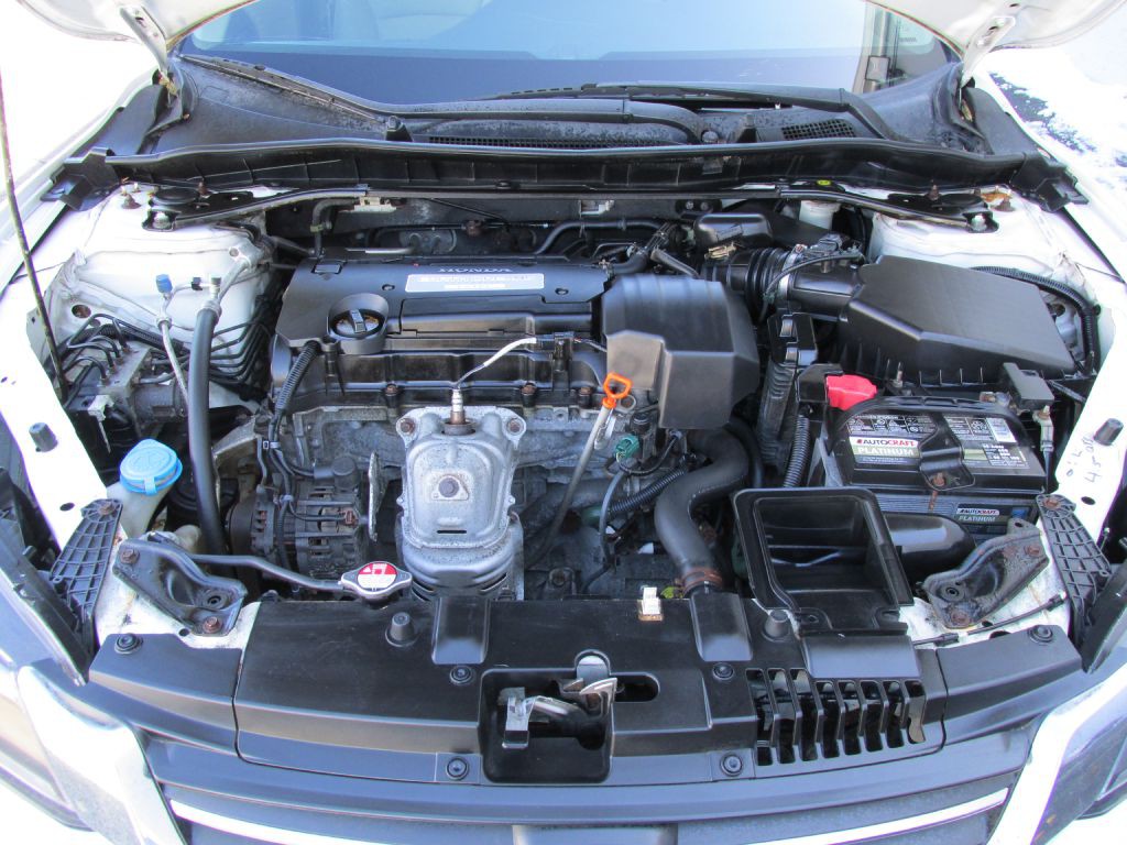 2013 Honda Accord Image 7