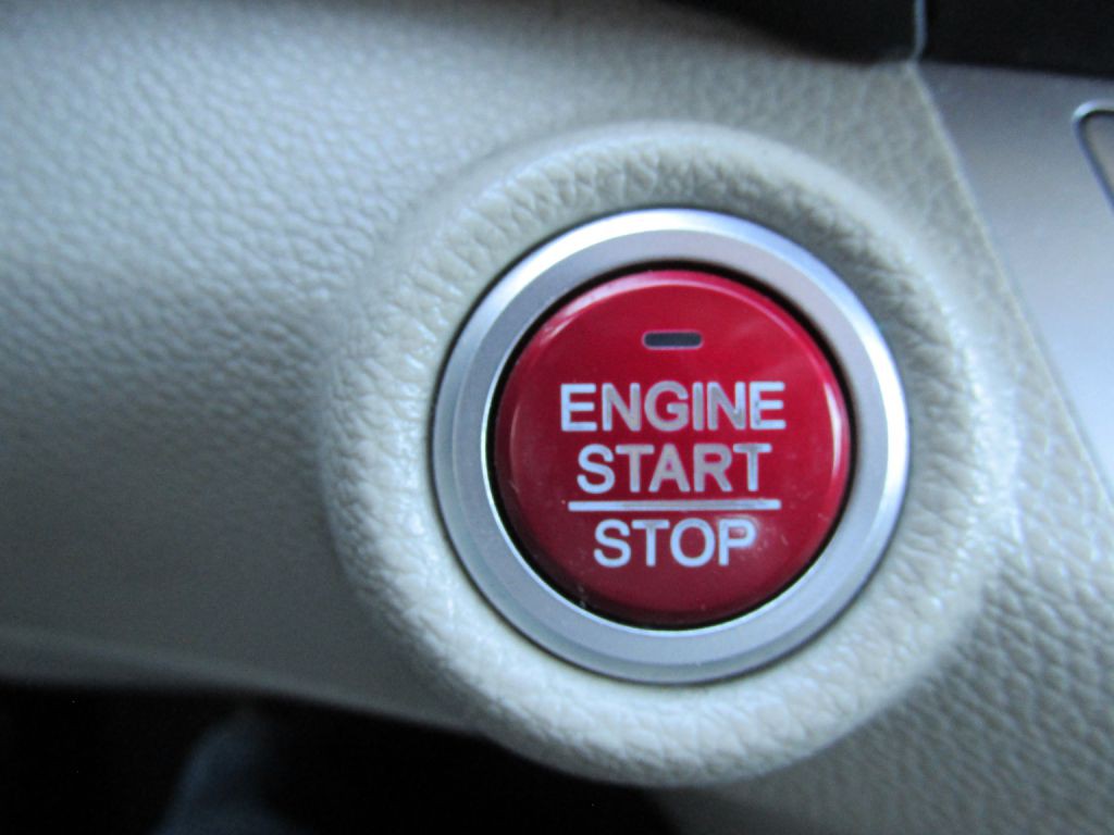 2013 Honda Accord Image 18