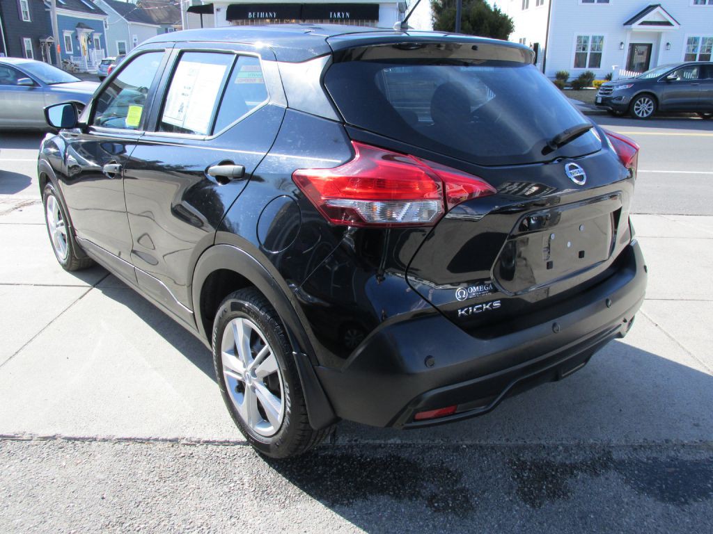 2020 Nissan Kicks Image 4
