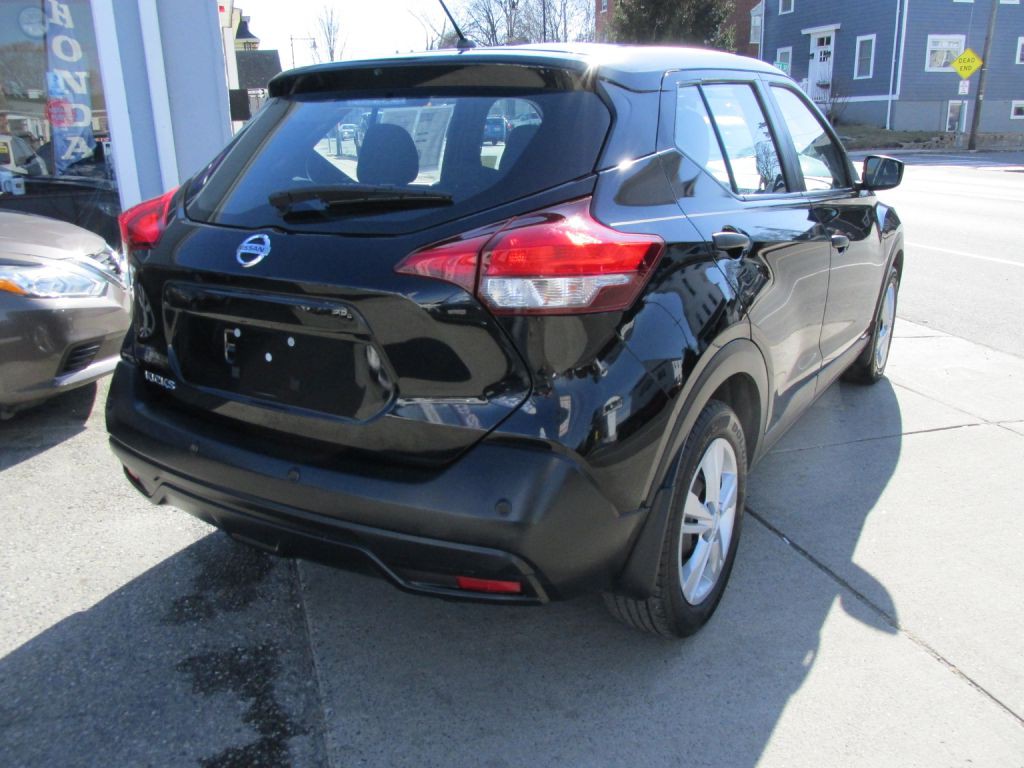 2020 Nissan Kicks Image 6