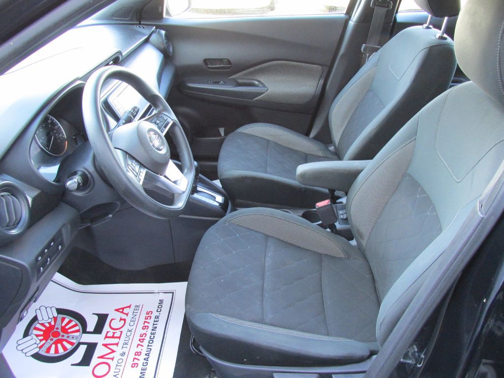 2020 Nissan Kicks Image 9