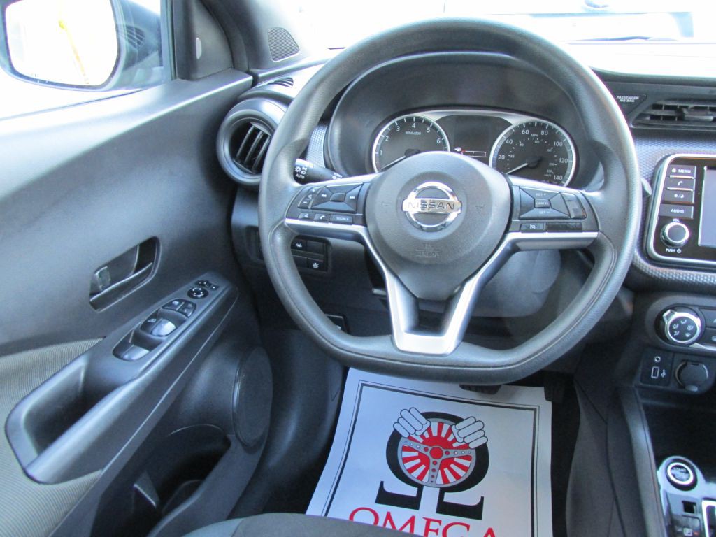 2020 Nissan Kicks Image 11