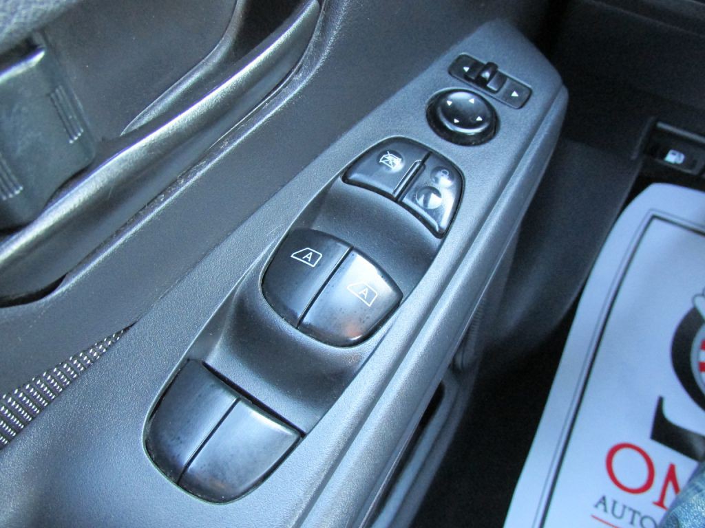 2020 Nissan Kicks Image 14