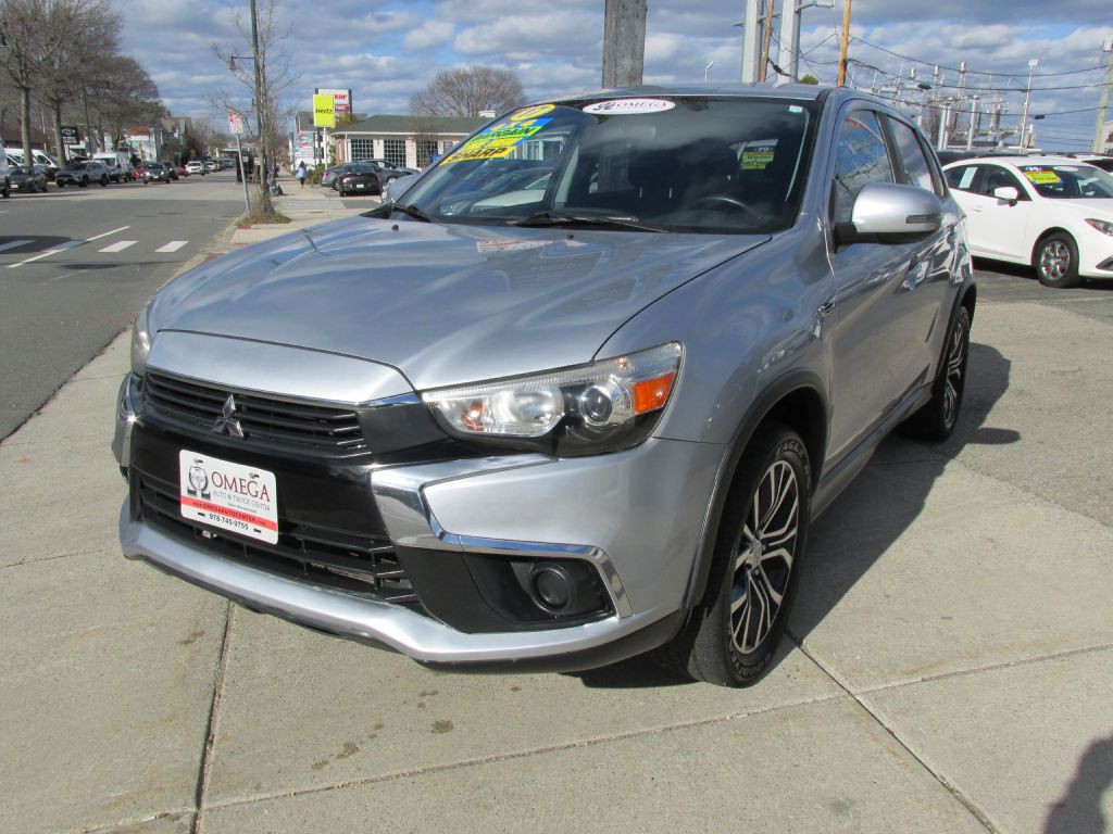 2017 Mitsubishi Outlander Image 3