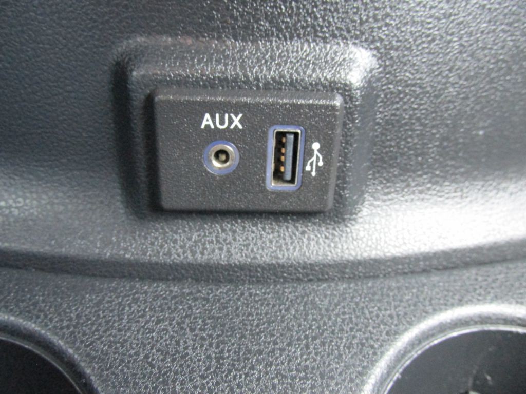 2019 Nissan Versa Image 18