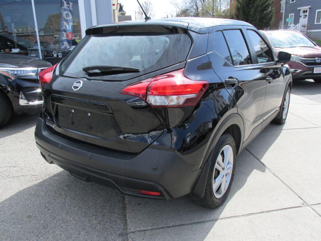 2020 Nissan Kicks Image 6