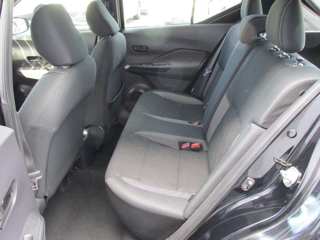 2020 Nissan Kicks Image 10