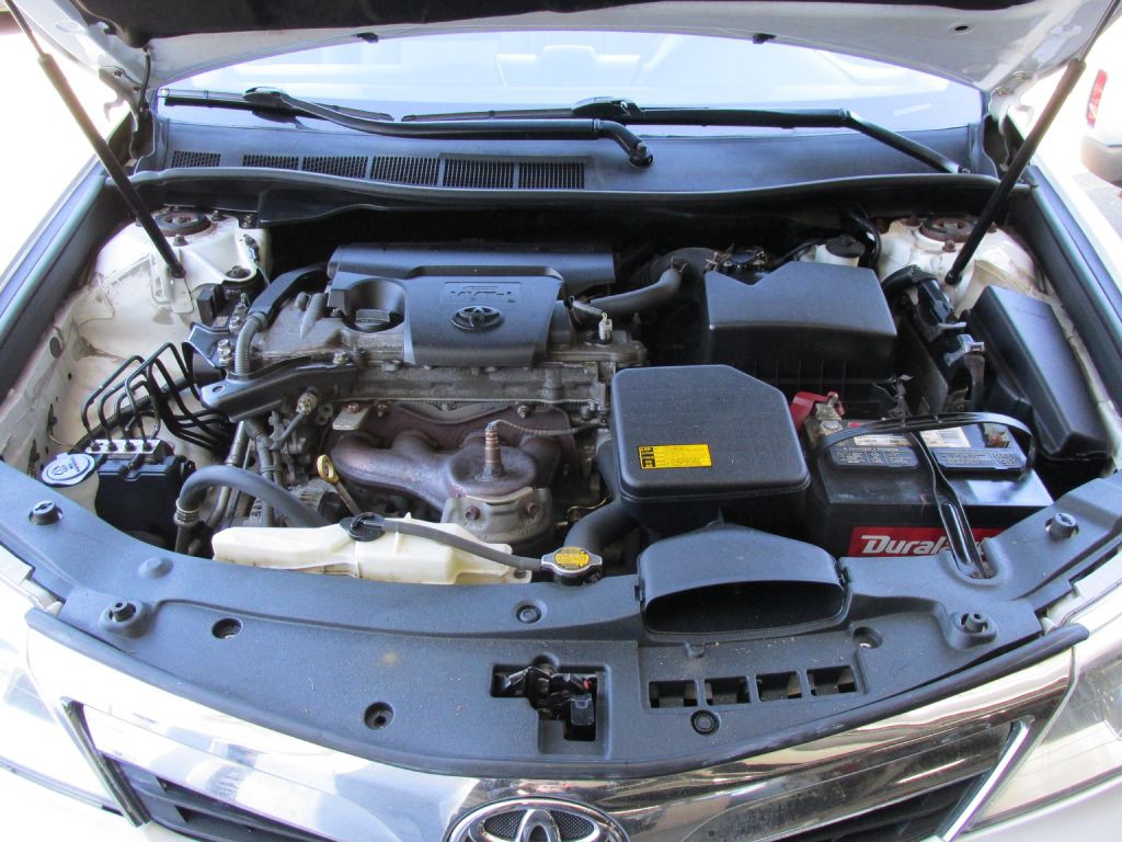 2014 Toyota Camry Image 7