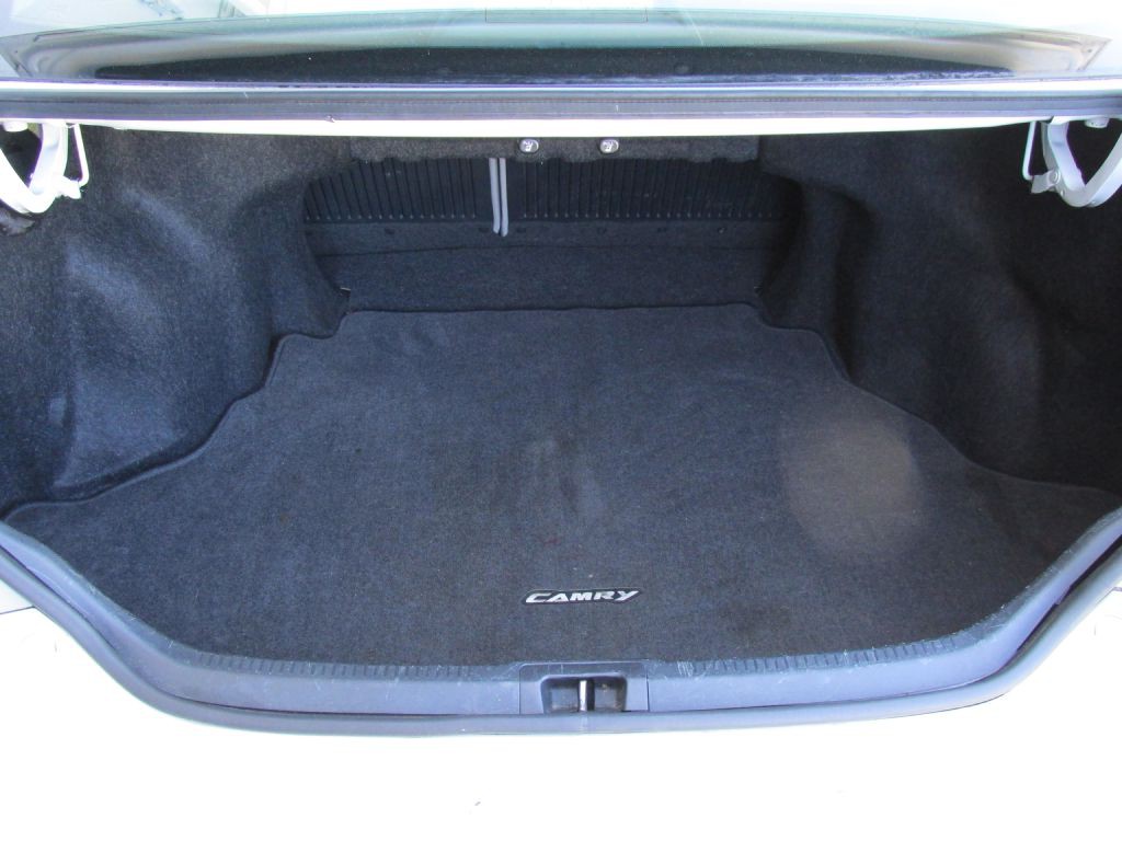 2014 Toyota Camry Image 8